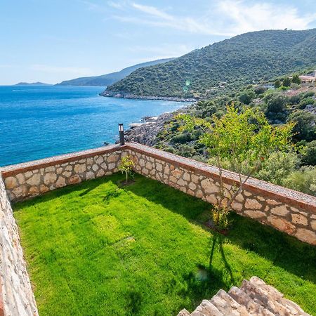 Beachfront White Villa Wıth Private Swimming Pool Kalkan Dış mekan fotoğraf