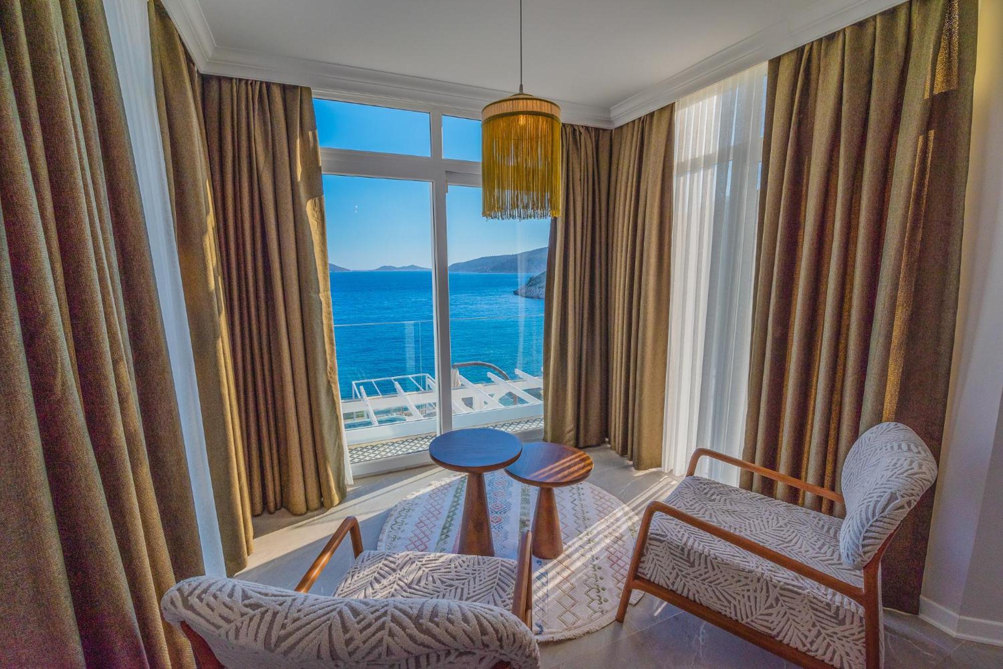Beachfront White Villa Wıth Private Swimming Pool Kalkan Dış mekan fotoğraf