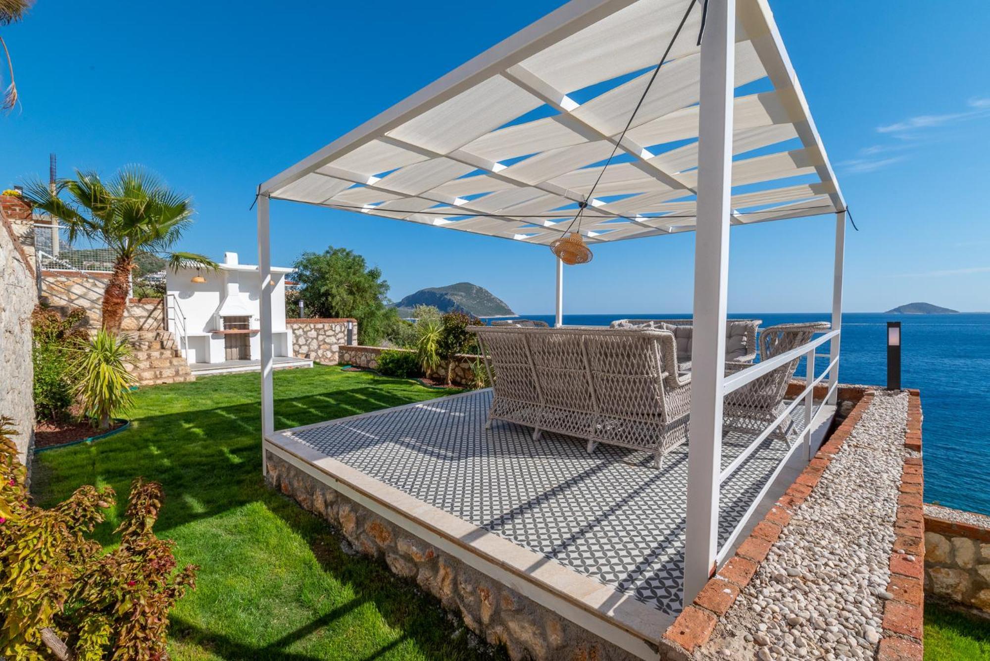 Beachfront White Villa Wıth Private Swimming Pool Kalkan Dış mekan fotoğraf