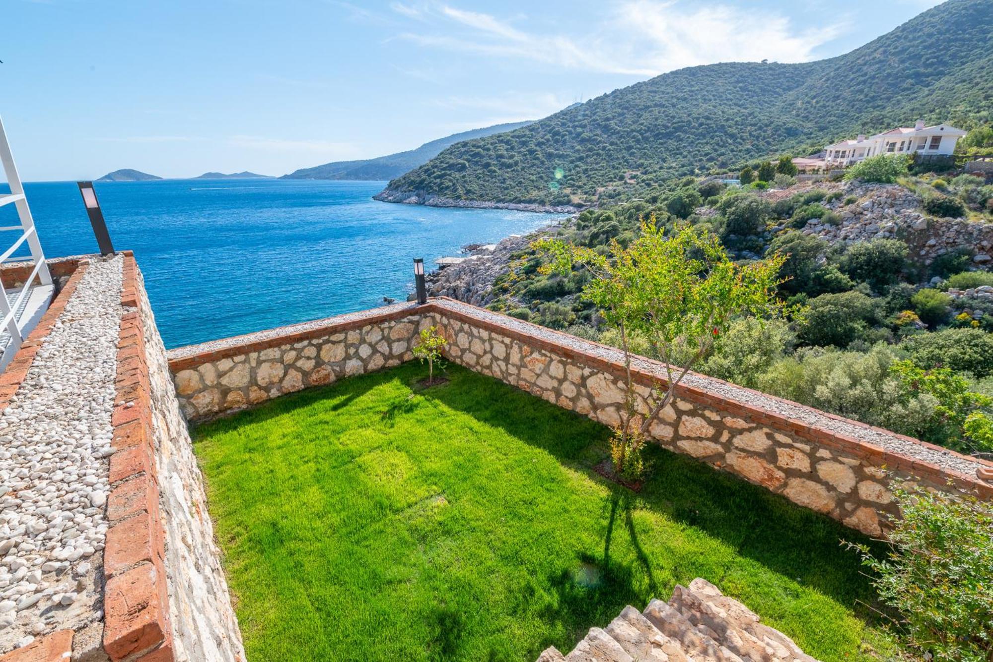 Beachfront White Villa Wıth Private Swimming Pool Kalkan Dış mekan fotoğraf